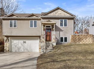29944 Greenleaf DRIVE, Burlington, WI 53105