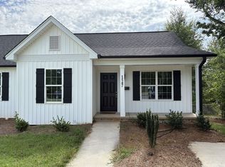 1547 Ebert St, Winston Salem, NC 27103