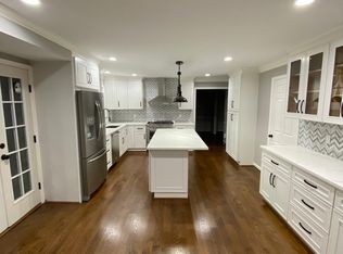 8609 Red Coat Ln, Potomac, MD 20854