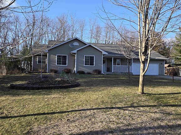 3rd image of 246 Golliher Ct