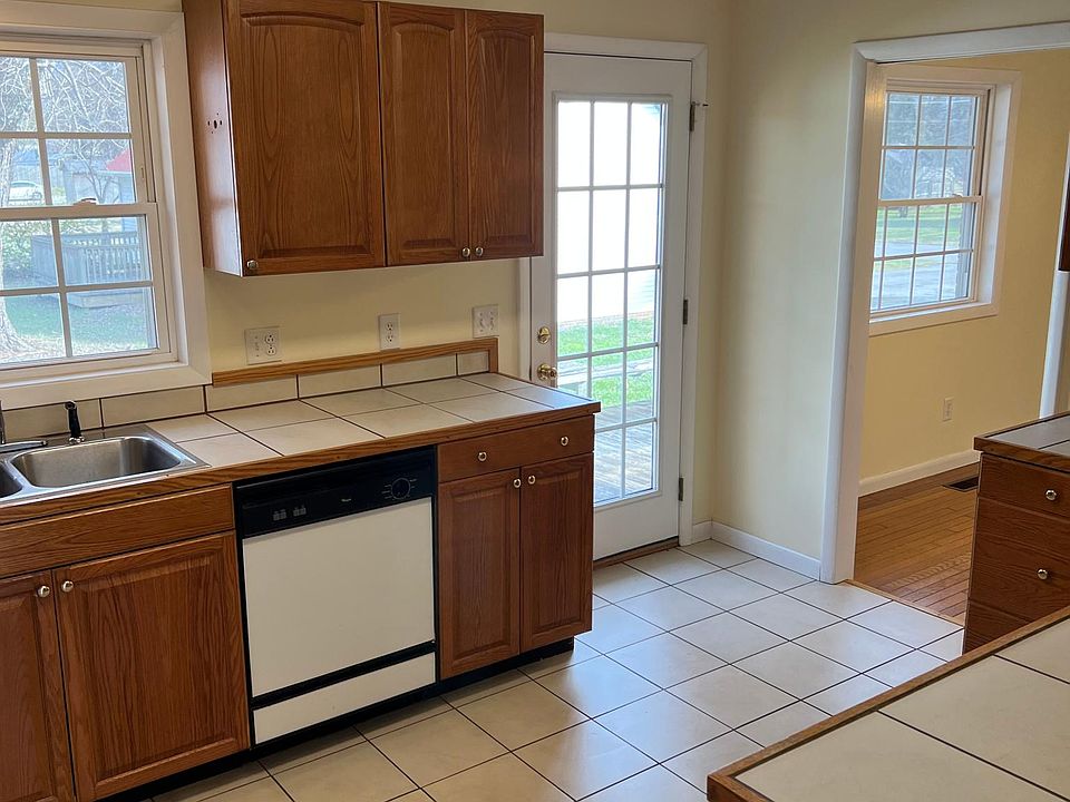 1201 Fisk Rd, Cookeville, TN 38501 Zillow