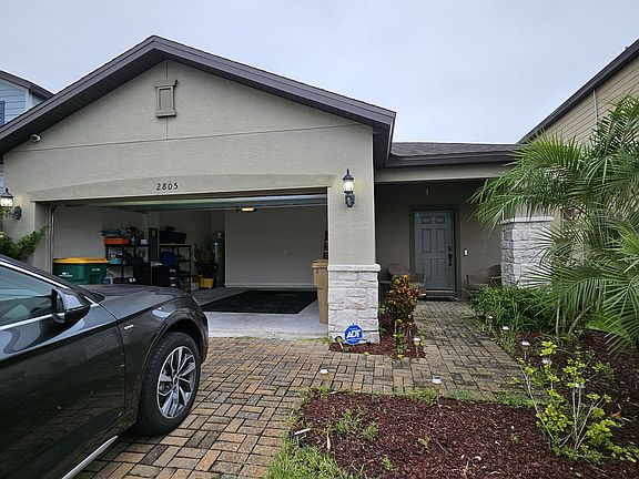 2nd image of 2805 E Lake Pointe Dr