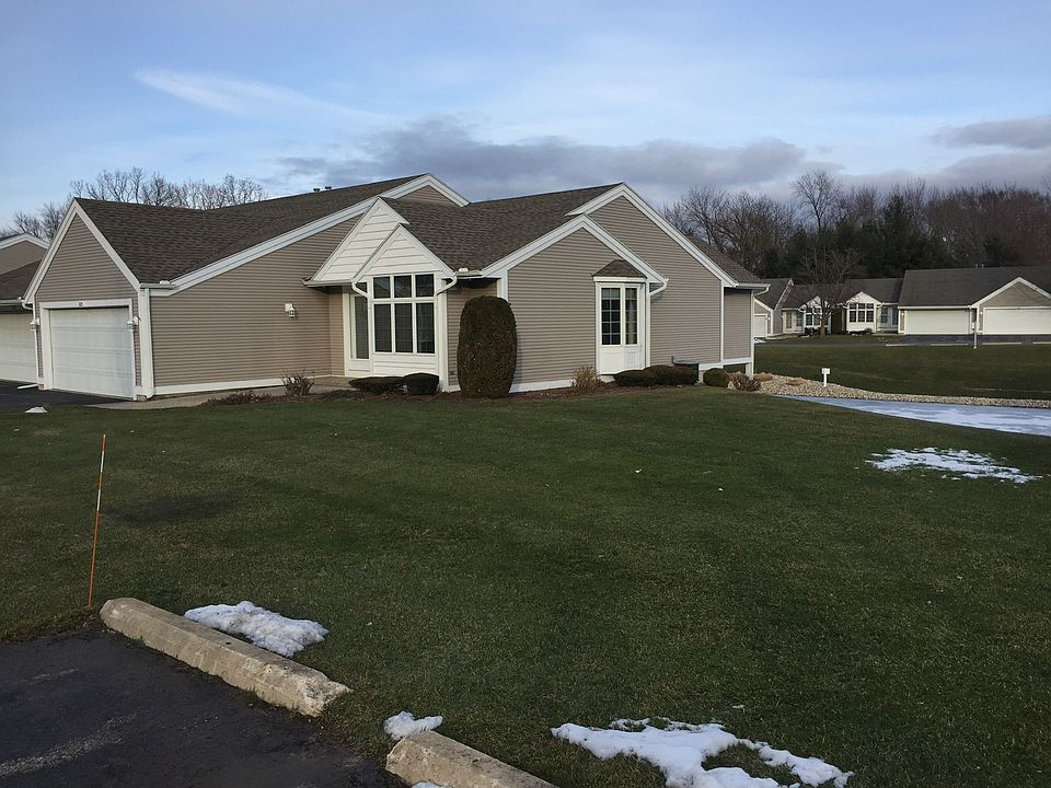 1st image of 823 Clarewood Ct