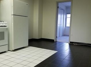 708 S 5th St FLOOR 3, Philadelphia, PA 19147