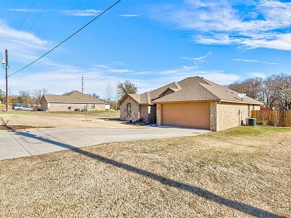 5th image of 4105 Arrowhead Ln