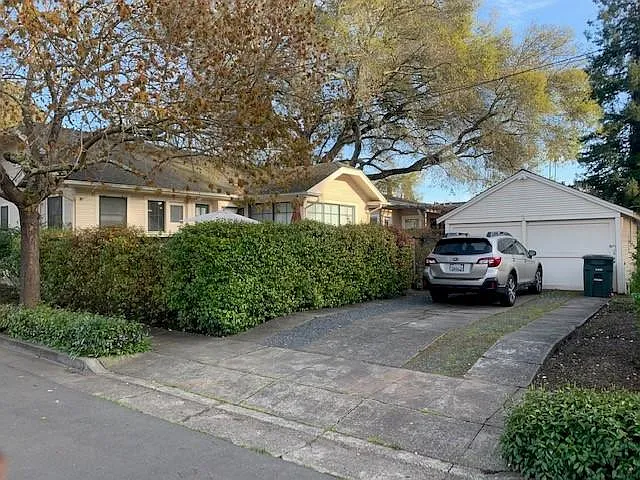 929 Spring St — Photo 18