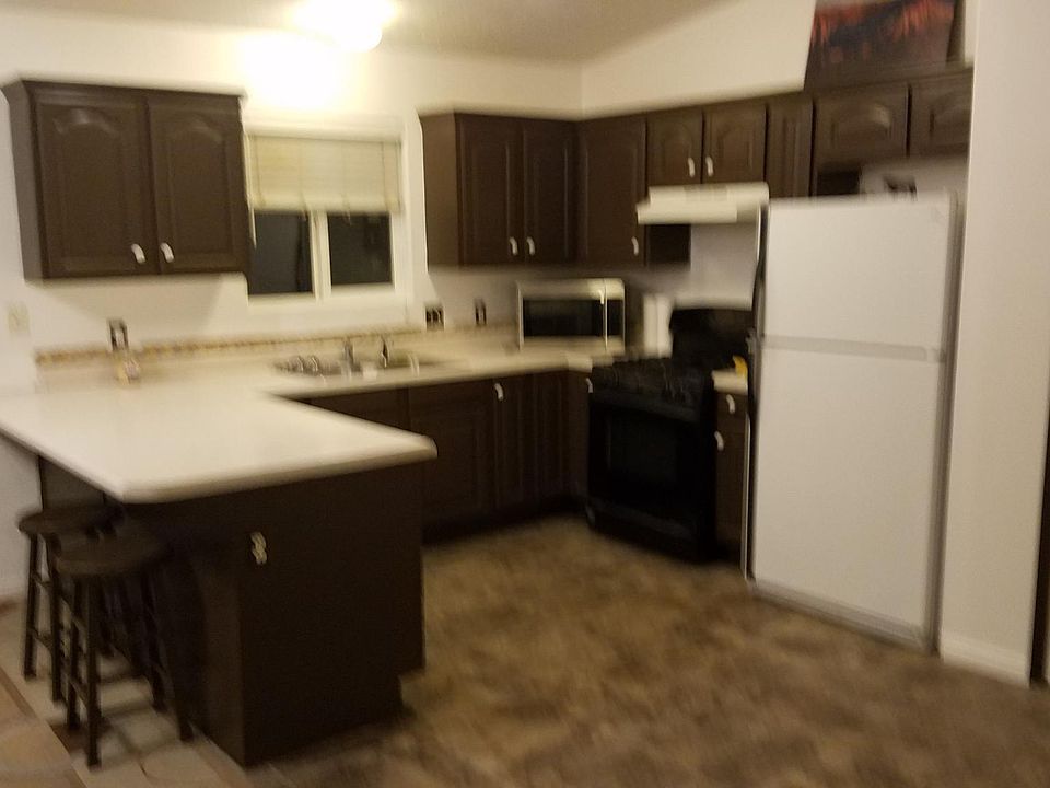 2nd image of 4549 N Enoch Rd