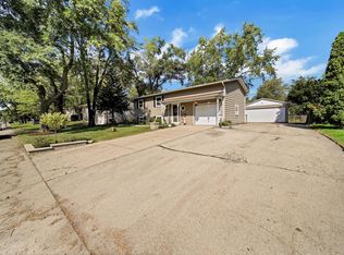 56 Marnel Rd, Montgomery, IL 60538