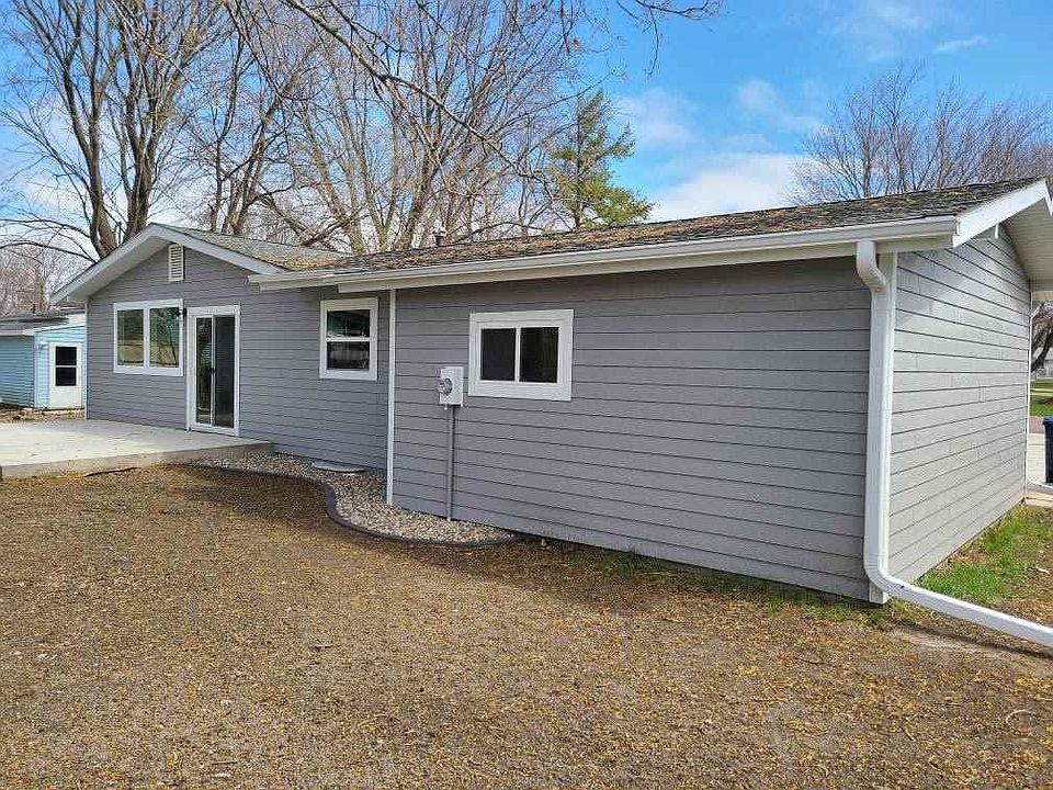 2nd image of 2304 Jackson Ave