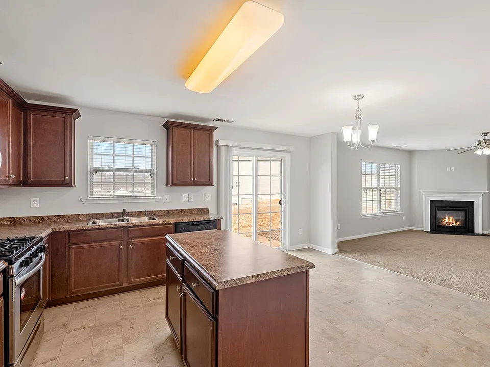 200 Willow Grove Way