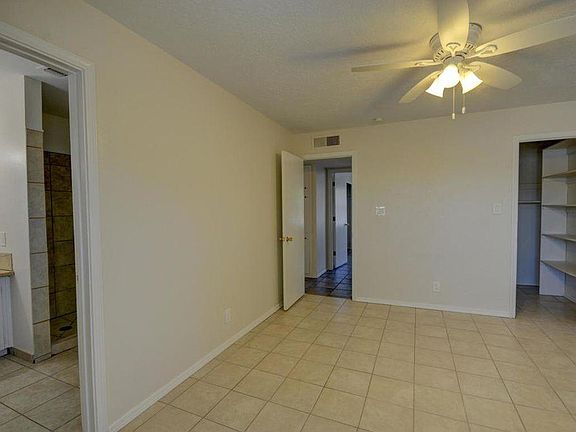 3rd image of 127005 La Cueva Ln NE