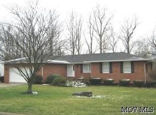 203 Pebble Dr, Marietta, OH 45750