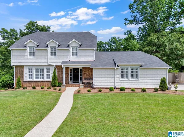 2247 Mill Run Cir, Birmingham, AL 35226