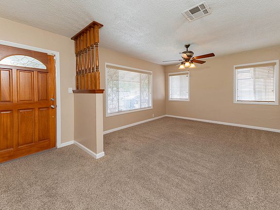 5th image of 551 Auburn