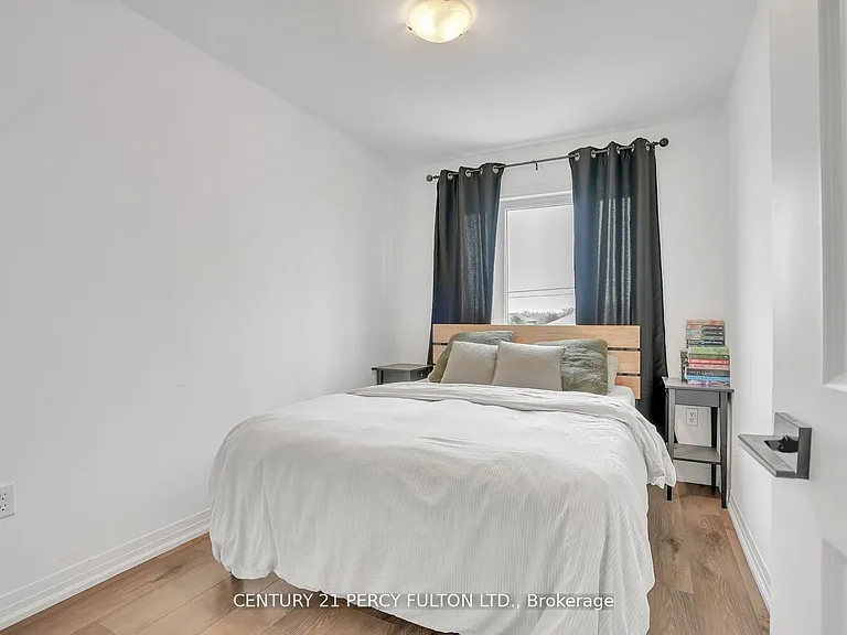 89 Fairlane Ave — Photo 27