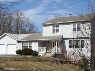 4 Arrowwood Dr, Coventry, RI 02816