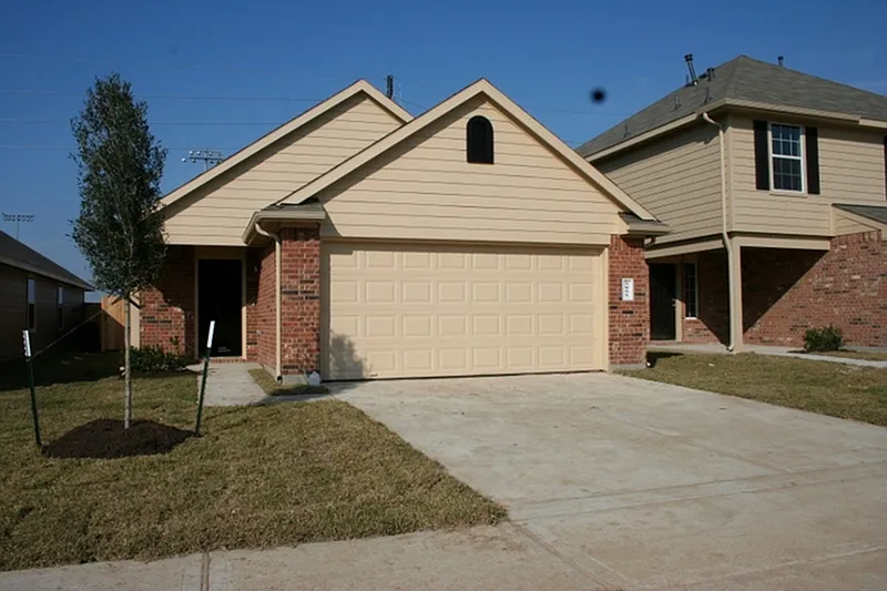 5851 Long Arbor Ln