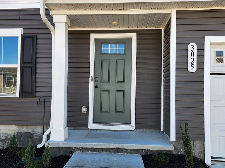 3025 Sapgate Ln — Photo 2