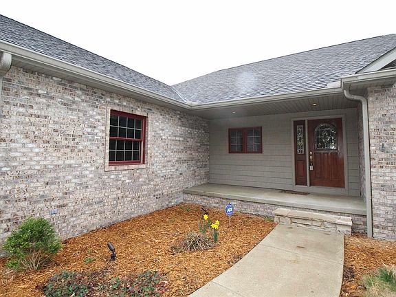 2nd image of 3308 W Glen Ave