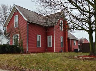 301 W County Line Rd, Wolcottville, IN 46795