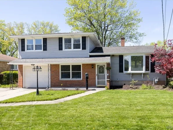 76 Frankhauser Rd, Williamsville, NY 14221