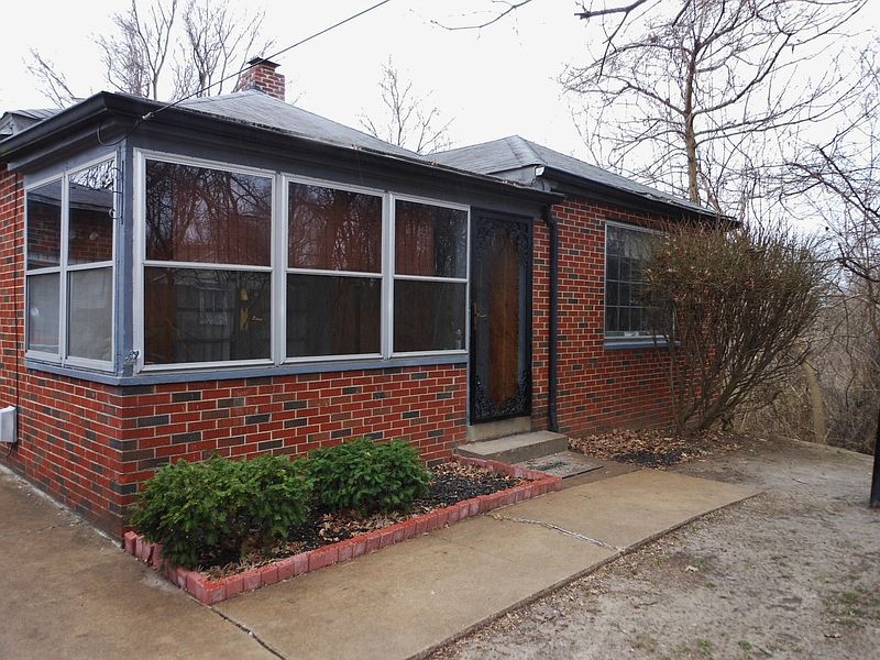 1st image of 124 Teckla Ave