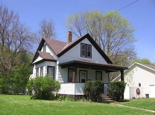 523 Chambers St, Ottawa, IL 61350