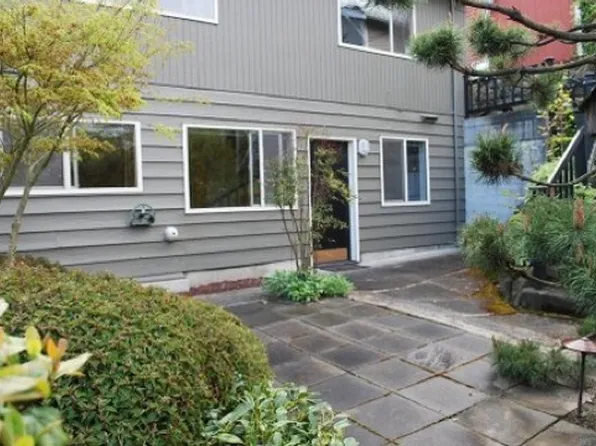 3807 12th Ave W APT 4, Seattle, WA 98119