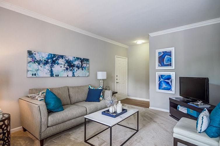 1st image of 2700 Williamsburg St #2B-2Ba-1287Sqft