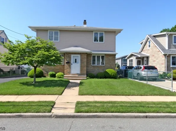 15 Garwood Ct N, Garfield City, NJ 07026