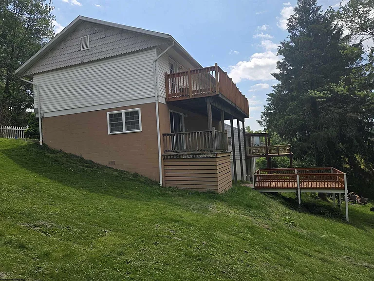 929 Garrison Ave — Photo 24