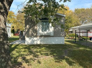 2331 Wellington Green Dr, Clarksville, IN