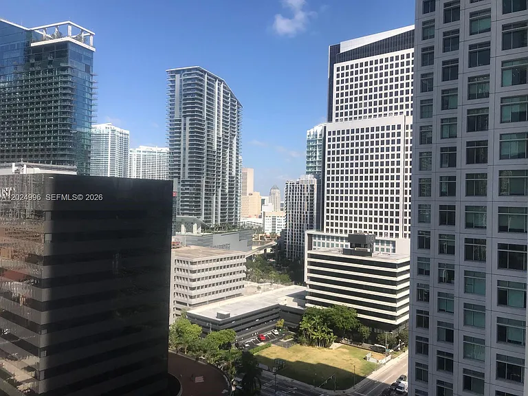 950 Brickell Bay Dr #2000 — Photo 1