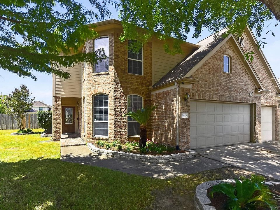 1st image of 8423 Chicory Dr