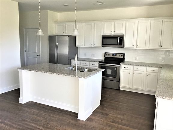 5th image of 4817 Weber Ct