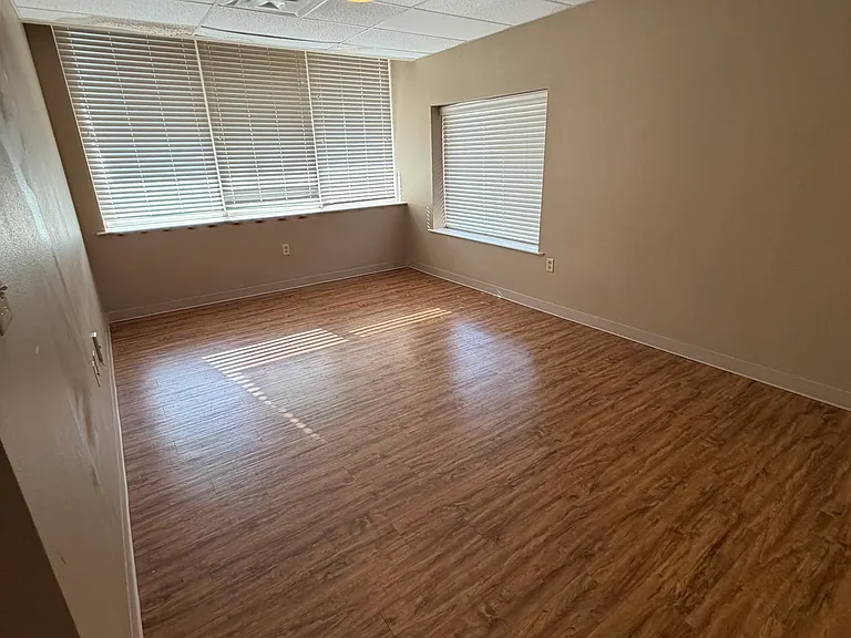 1404 Caldwell St #2 — Photo 3
