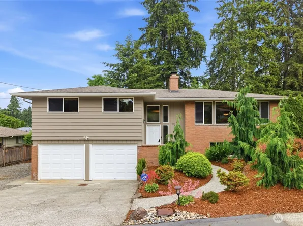 826 Maplewood Avenue, Kent, WA 98030