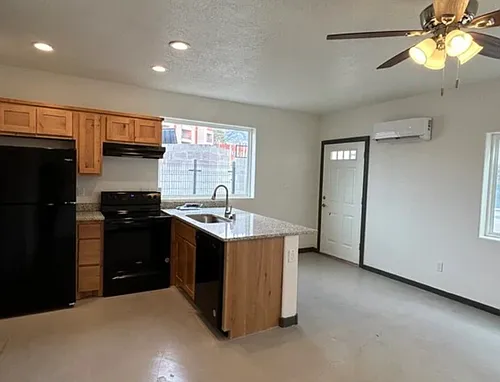 12710 San Jacinto Ave NE Photo 1