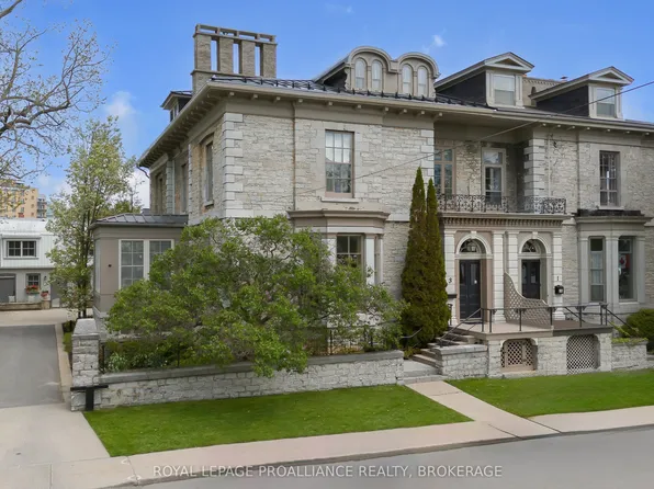 3 Emily St, Kingston, ON K7L 2W2