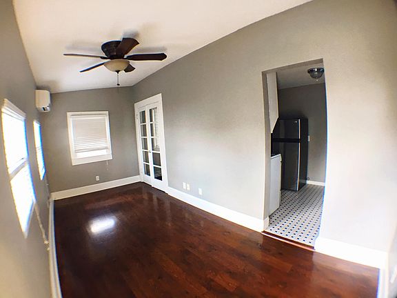 2nd image of 737 N Hyer Ave