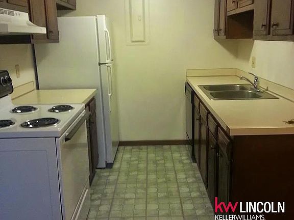3rd image of 611 S 20th St