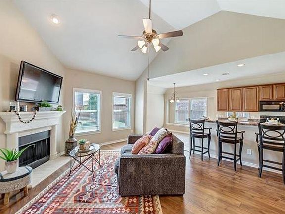 3rd image of 5709 Balmorhea Dr
