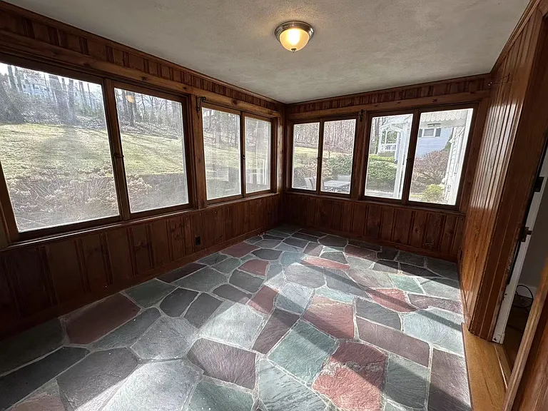 37 Washburn Ave — Photo 11