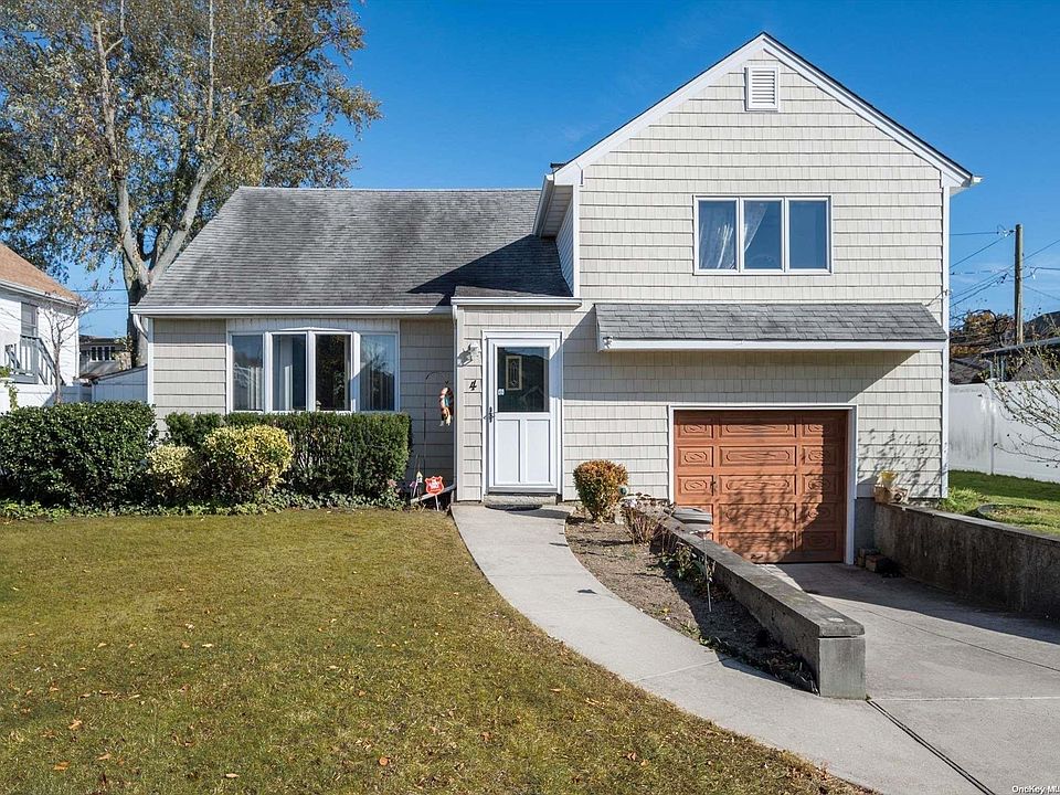 1st image of 4 Garden Avenue