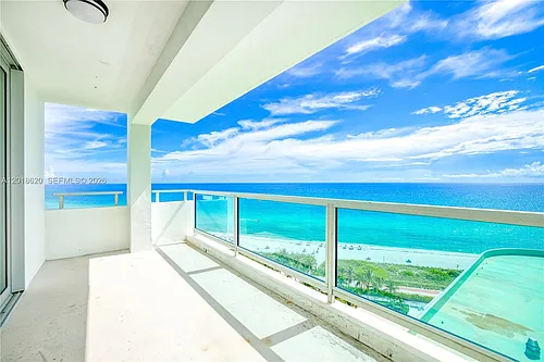 5151 Collins Ave Photo 1