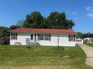 9095 E Southview St, Minerva, OH 44657