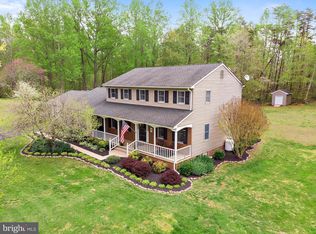 5955 Wilson Rd, Marshall, VA 20115