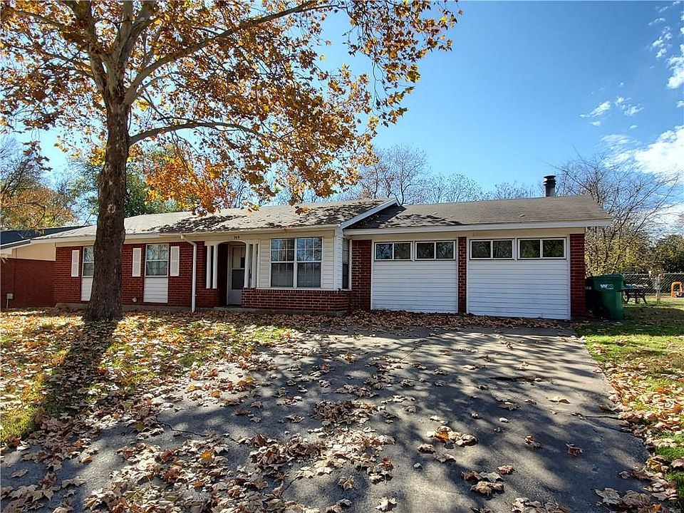 1st image of 904 N Betsy Dr