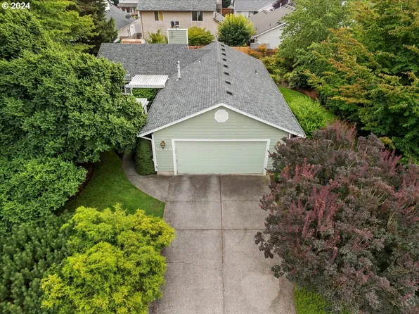 5705 NE 56th St, Vancouver, WA 98661
