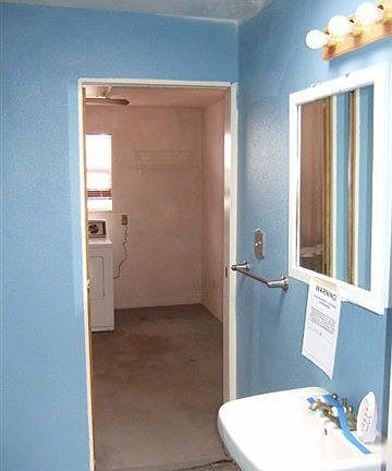 2nd Bathroom